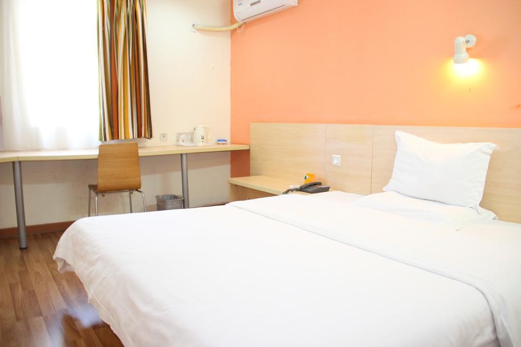 7Days Inn Dalian Wafangdian Railway Station Εξωτερικό φωτογραφία